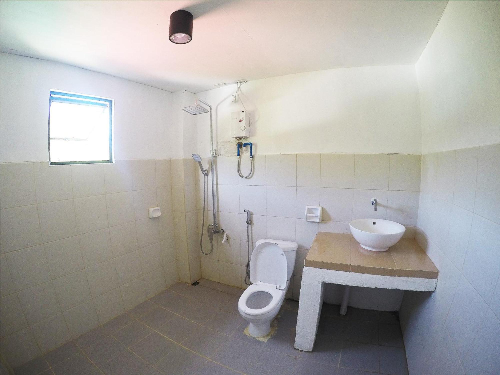 Full Moon Hostel โกรอน ภายนอก รูปภาพ