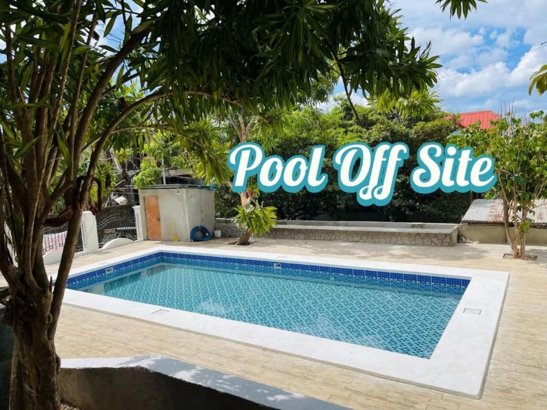 Full Moon Hostel โกรอน ภายนอก รูปภาพ